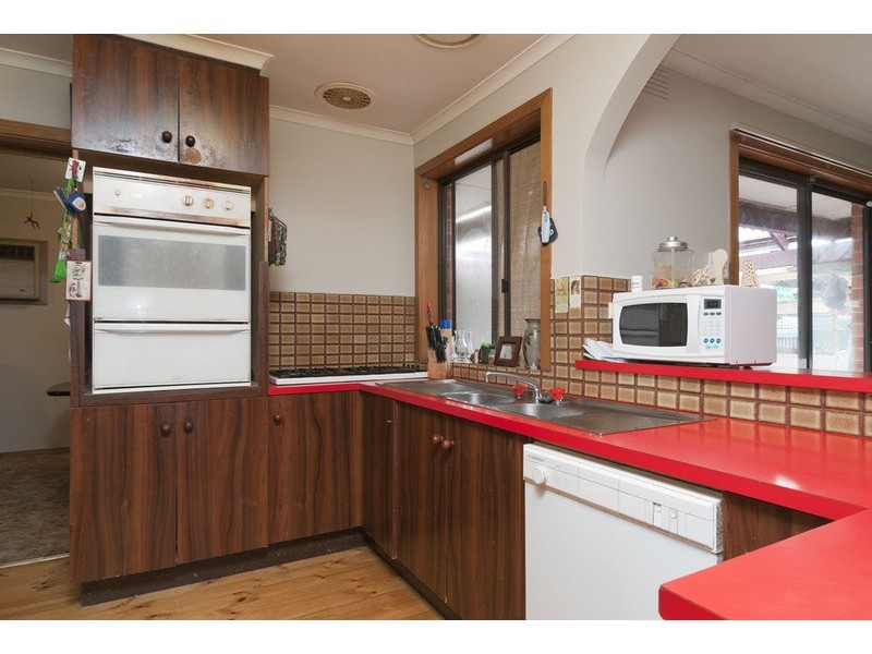 6 Hildegard Court, Kilsyth VIC 3137