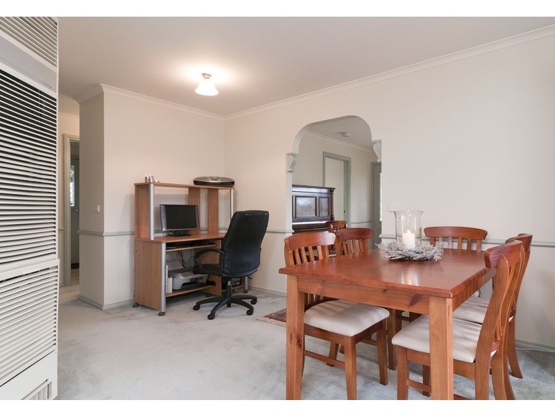 2 Kincumber Drive, Croydon VIC 3136