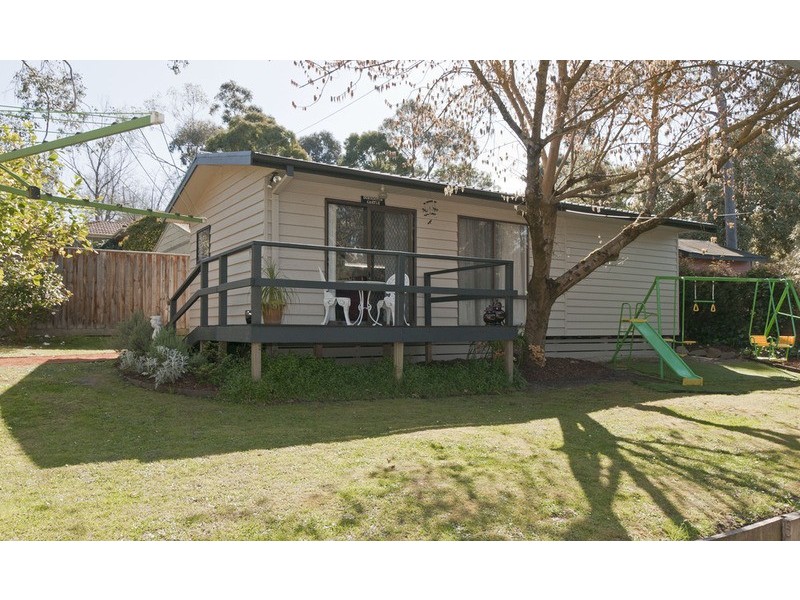 11 Cheeseman Street, Croydon VIC 3136