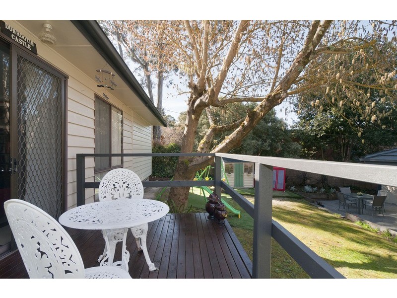 11 Cheeseman Street, Croydon VIC 3136