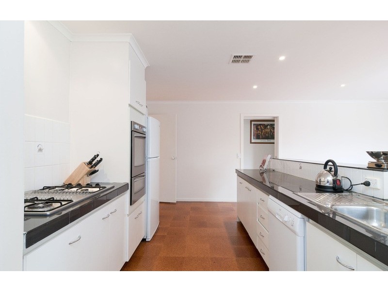 13 Crossman Drive, Croydon Hills VIC 3136