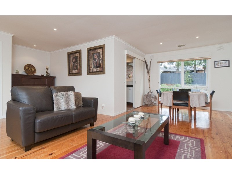 13 Crossman Drive, Croydon Hills VIC 3136