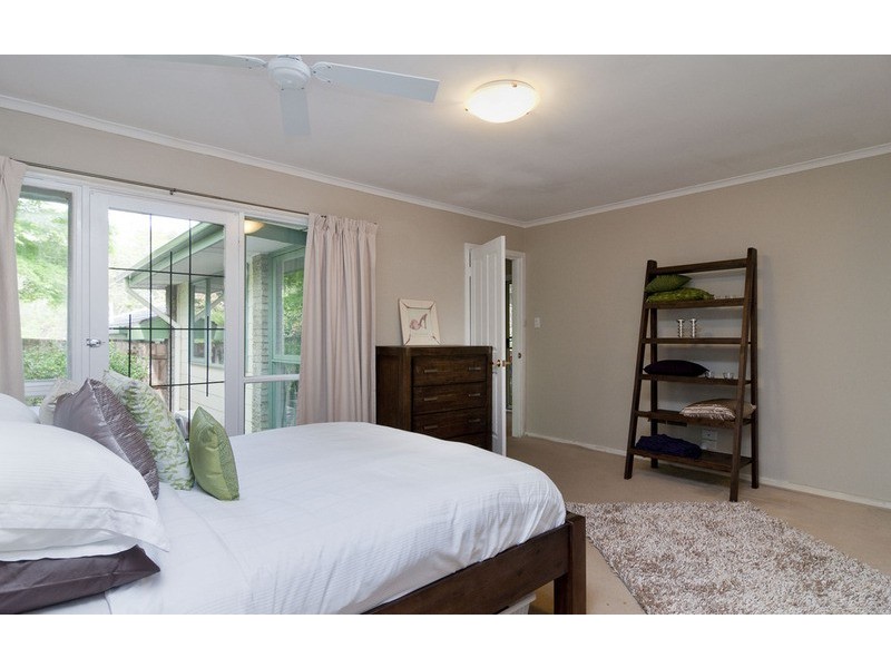 2/37 Warrien Road, Croydon North VIC 3136