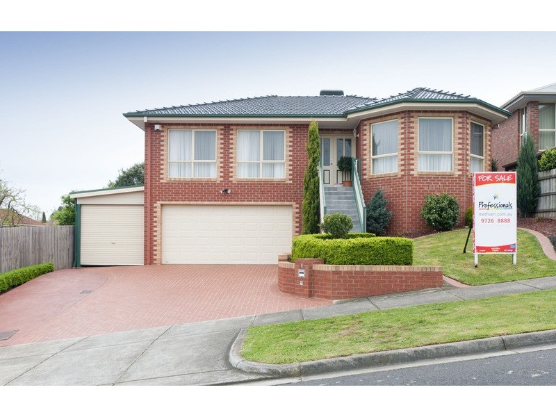 1 Batterbee Drive, Mooroolbark VIC 3138