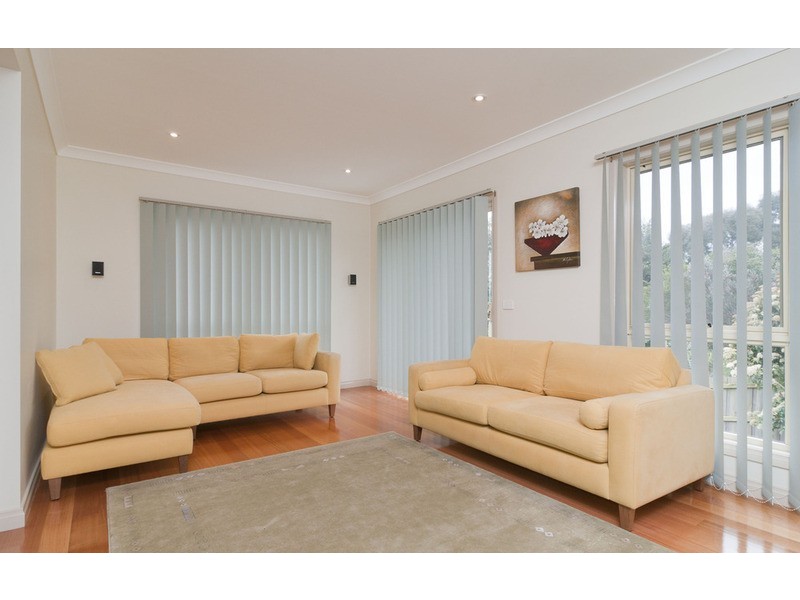 1 Batterbee Drive, Mooroolbark VIC 3138