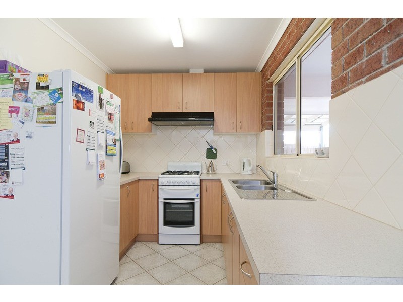 1 Batterbee Drive, Mooroolbark VIC 3138
