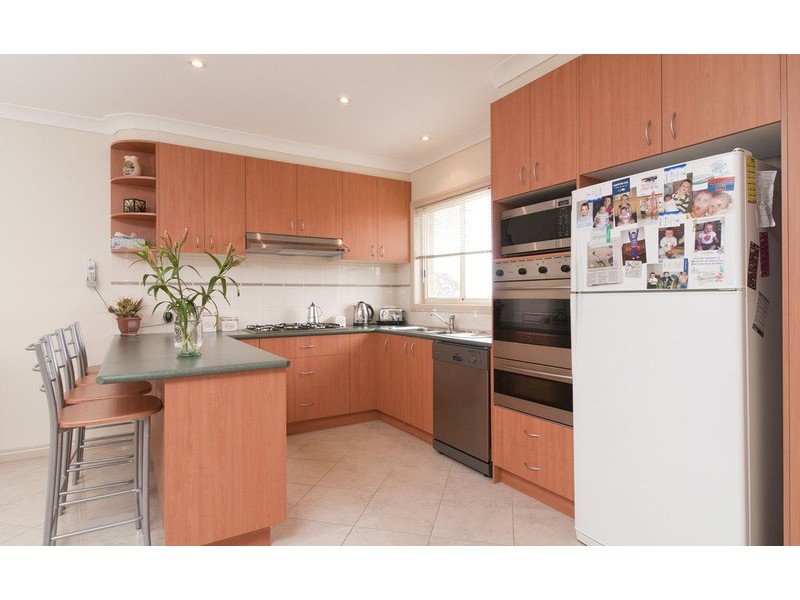 1 Batterbee Drive, Mooroolbark VIC 3138