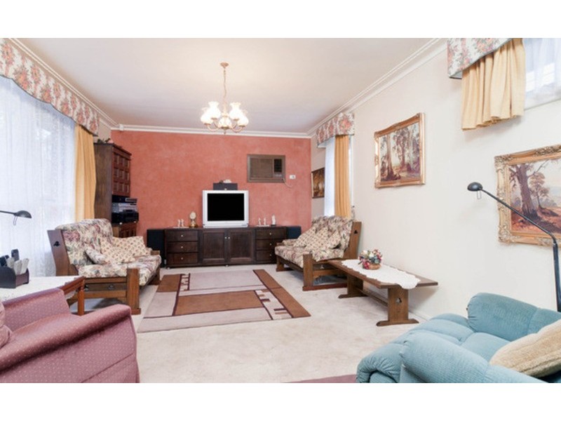 1 Marlow Street, Mooroolbark VIC 3138