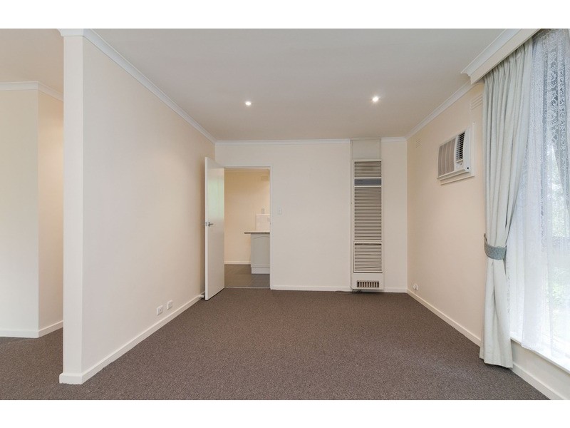 10/11-13 Tennyson Avenue, Kilsyth VIC 3137