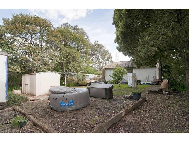 11 Murray Road, Croydon VIC 3136