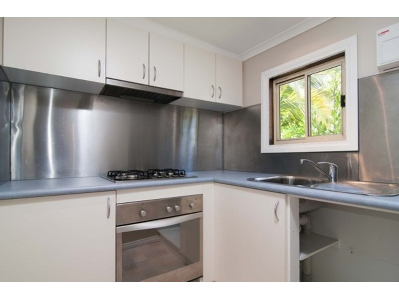 9 Lincoln Road, Croydon VIC 3136