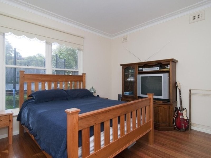 176 Eastfield Road, Croydon South VIC 3136