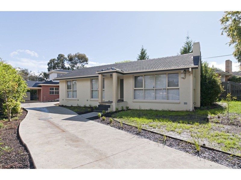 1/40 Thomas Street, Croydon South VIC 3136
