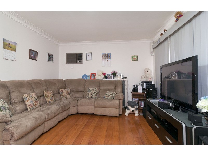 1/40 Thomas Street, Croydon South VIC 3136