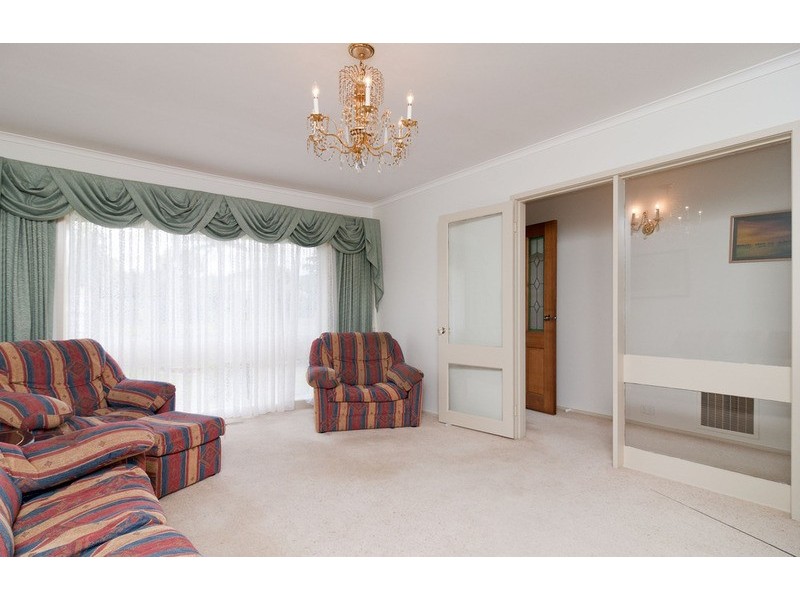 28 Lancaster Road, Mooroolbark VIC 3138