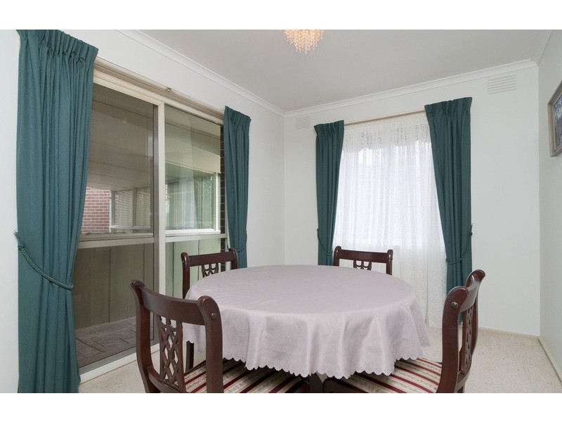 28 Lancaster Road, Mooroolbark VIC 3138