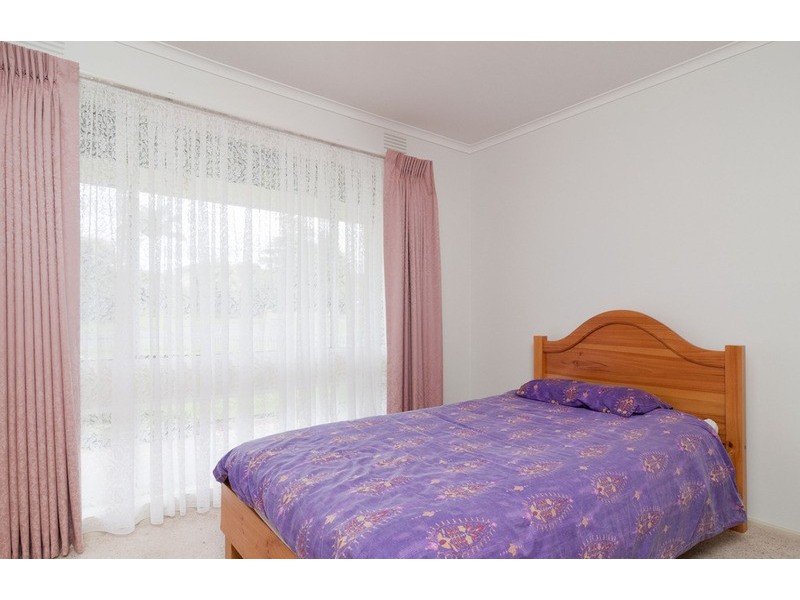 28 Lancaster Road, Mooroolbark VIC 3138