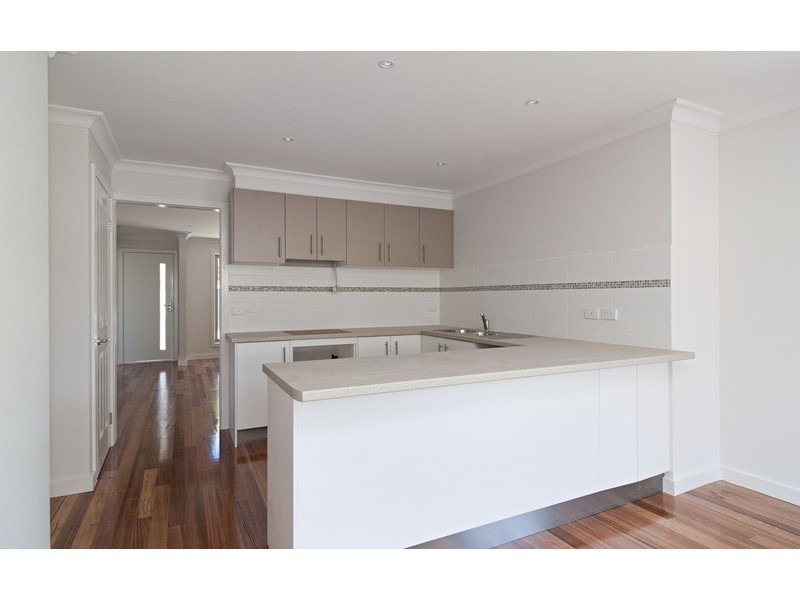 21 Winifred Road, Mooroolbark VIC 3138