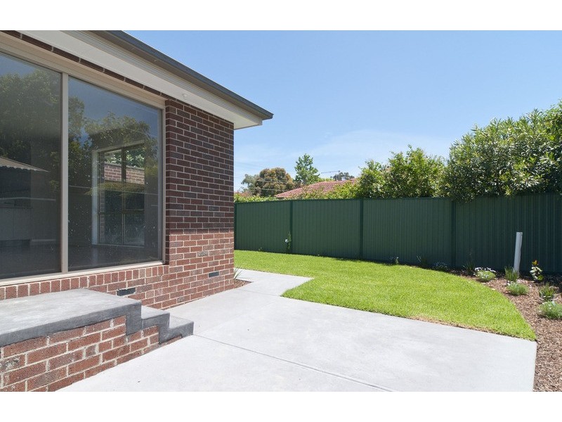 21 Winifred Road, Mooroolbark VIC 3138