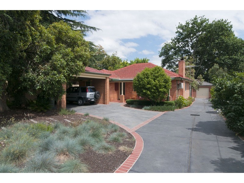 7 Bond Court, Croydon VIC 3136