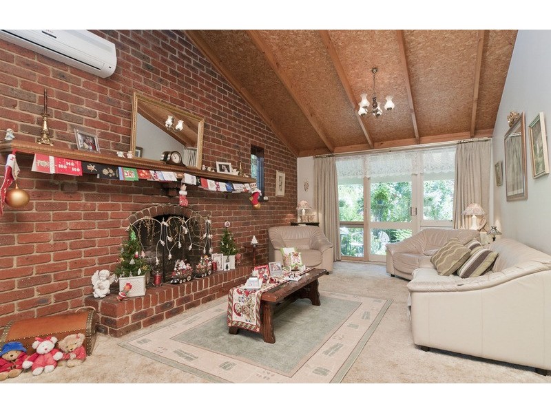 46 Campaspe Drive, Croydon Hills VIC 3136