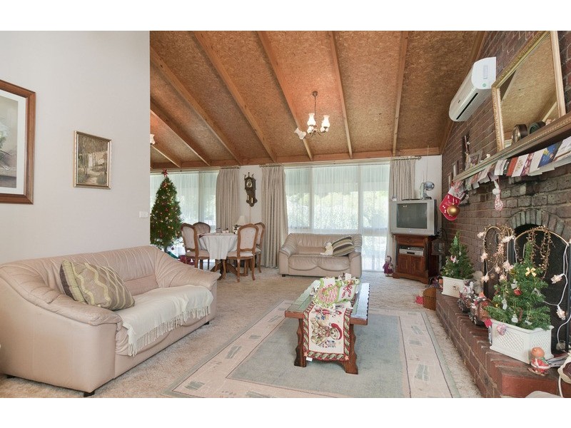 46 Campaspe Drive, Croydon Hills VIC 3136