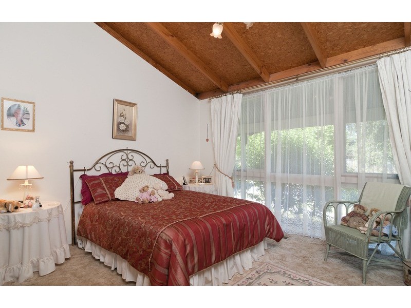 46 Campaspe Drive, Croydon Hills VIC 3136