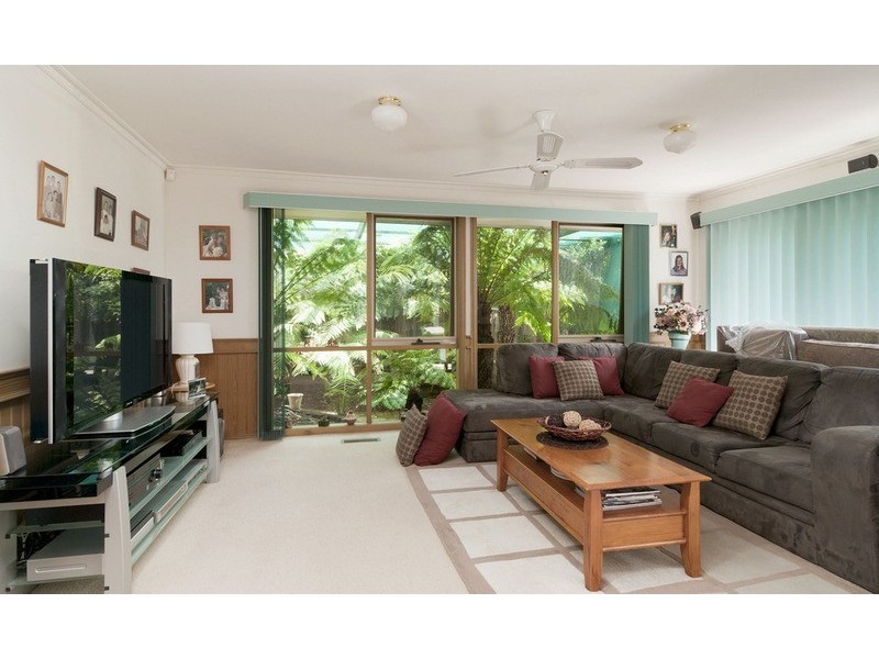 162 Nangathan Way, Croydon North VIC 3136