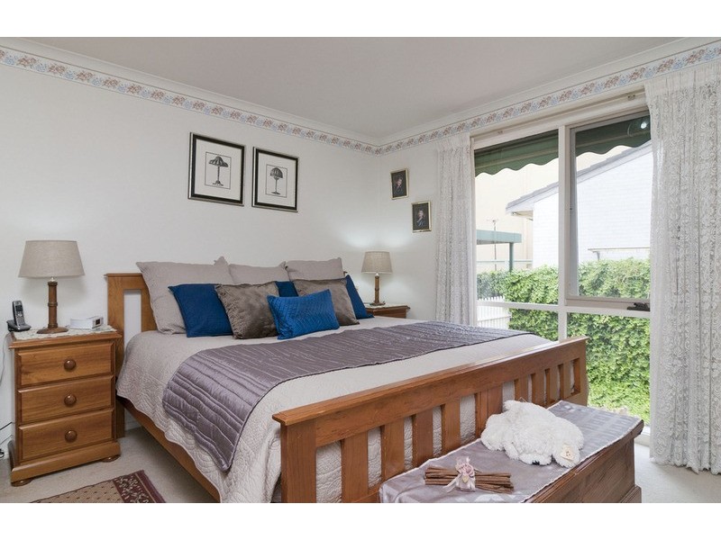 162 Nangathan Way, Croydon North VIC 3136