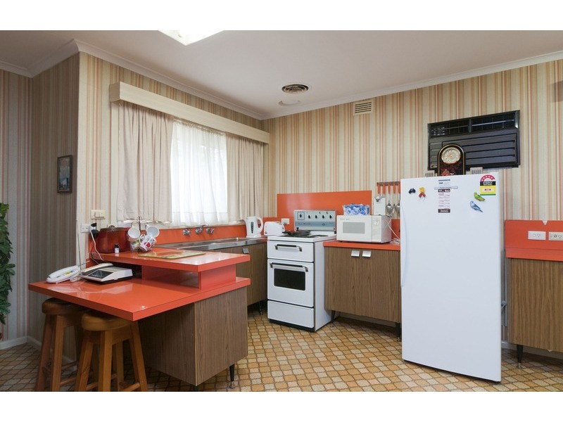 9 Hawthory Road, Kilsyth VIC 3137