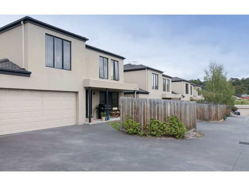 2/379 Maroondah Highway, Croydon North VIC 3136