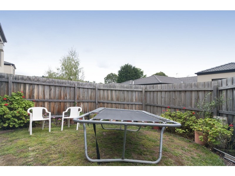 2/379 Maroondah Highway, Croydon North VIC 3136