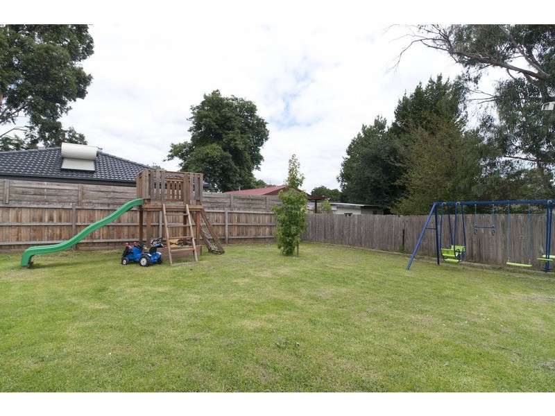26 Cherylnne Crescent, Kilsyth VIC 3137