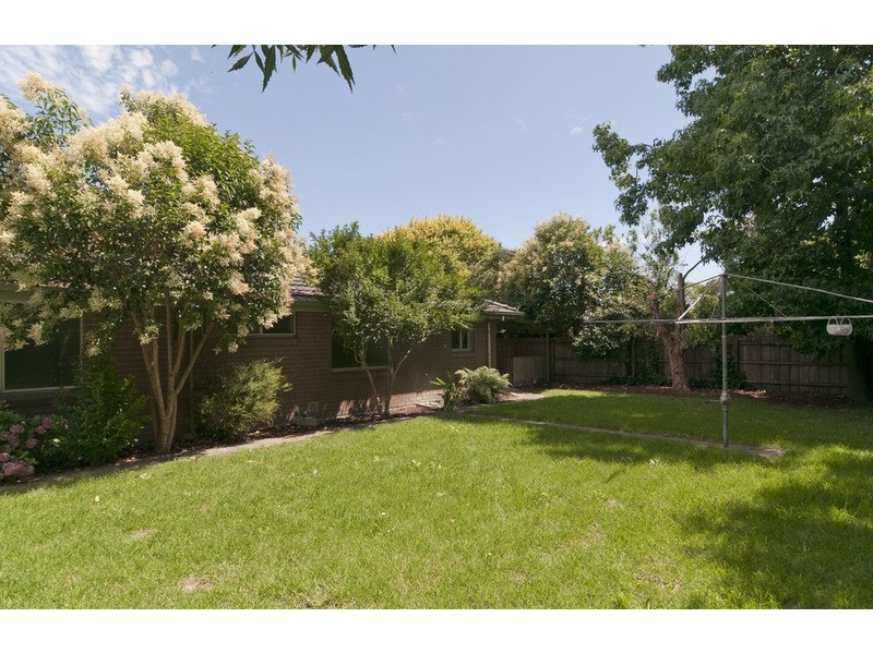 5 Terrung Court, Croydon North VIC 3136