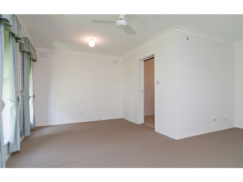5 Terrung Court, Croydon North VIC 3136
