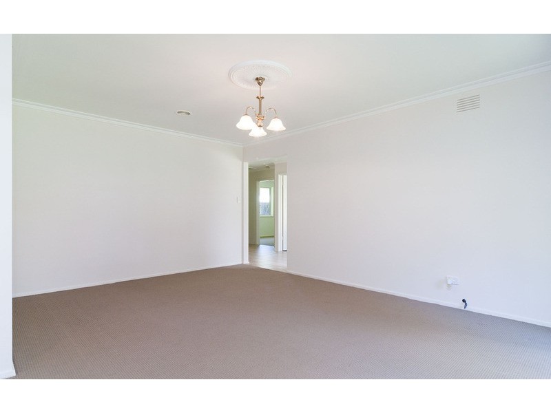 5 Terrung Court, Croydon North VIC 3136