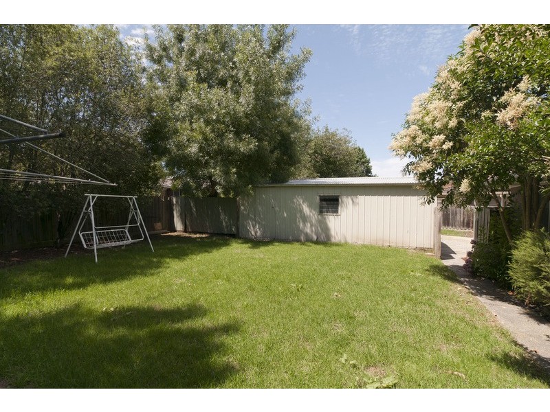 5 Terrung Court, Croydon North VIC 3136