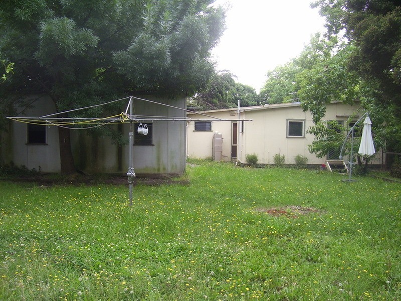 56 Hull Road, Croydon VIC 3136