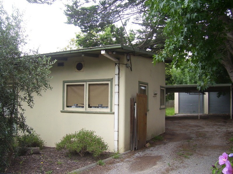 56 Hull Road, Croydon VIC 3136