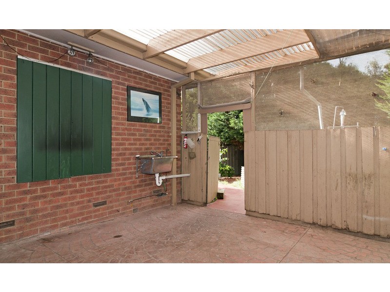 4 Shady Way, Croydon South VIC 3136