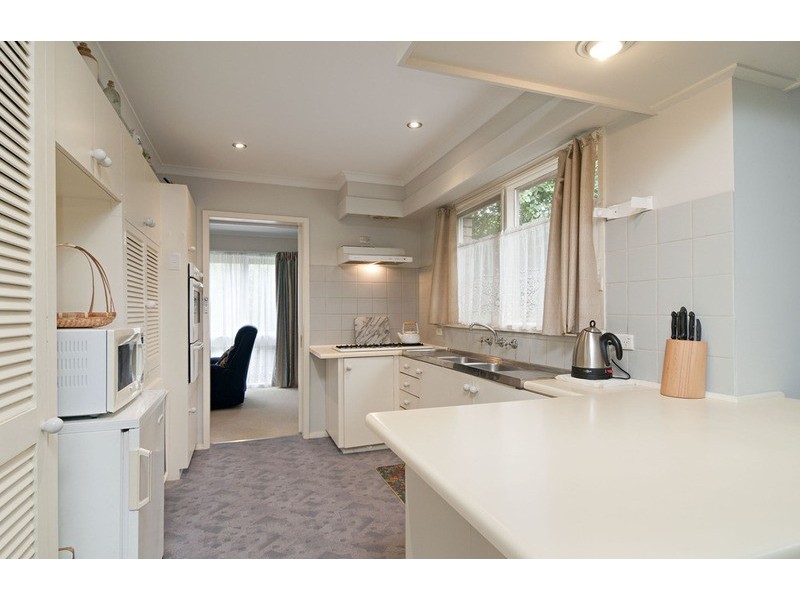 10 Burdekin Avenue, Bayswater North VIC 3153