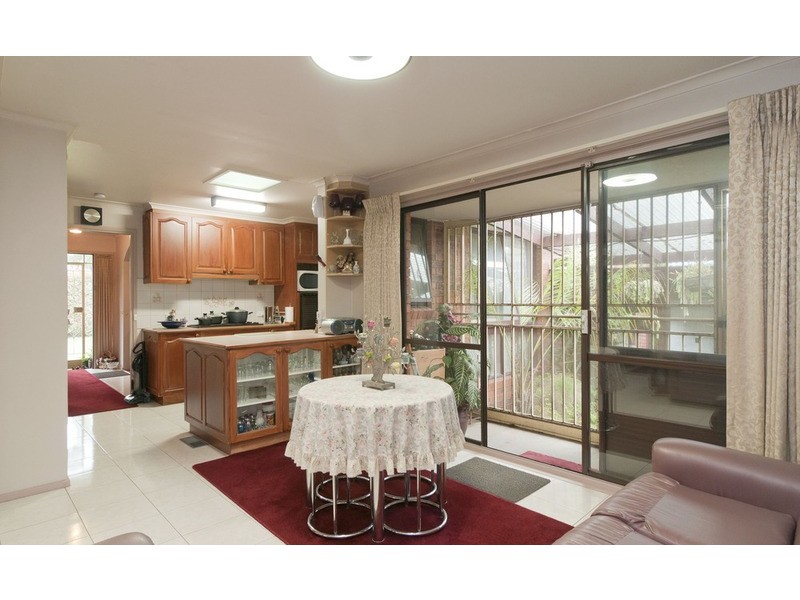 41 Dorset Road, Croydon VIC 3136