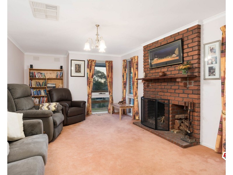 24 Glen View Road, Mount Evelyn VIC 3796