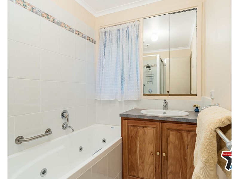 24 Glen View Road, Mount Evelyn VIC 3796