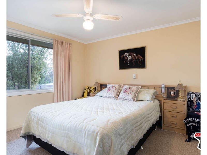 5 Arnold Street, Kilsyth VIC 3137
