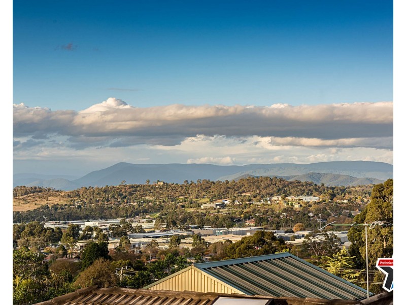 6 Campus Gate, Chirnside Park VIC 3116