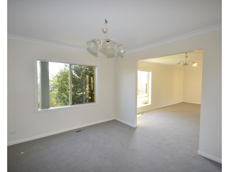 3 Tony Place, Mooroolbark VIC 3138