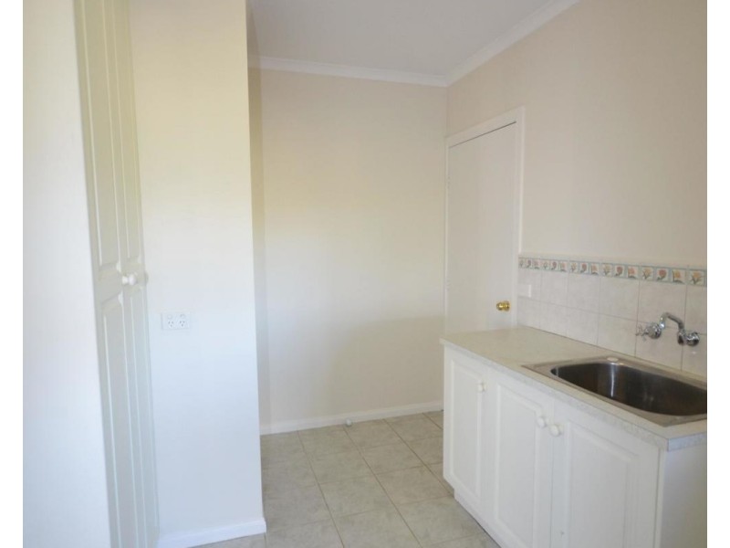 3 Tony Place, Mooroolbark VIC 3138