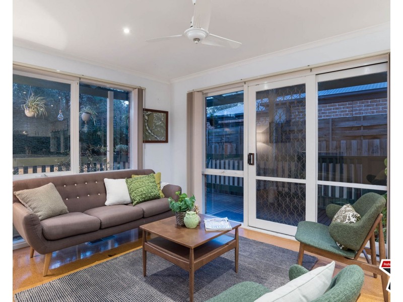 81 Blackburn Road, Mooroolbark VIC 3138