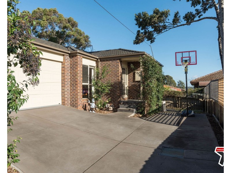 251a Manchester Road, Mooroolbark VIC 3138